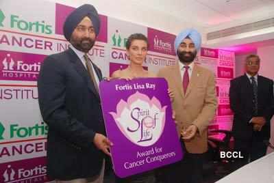Lisa at Cancer Institute inauguration
