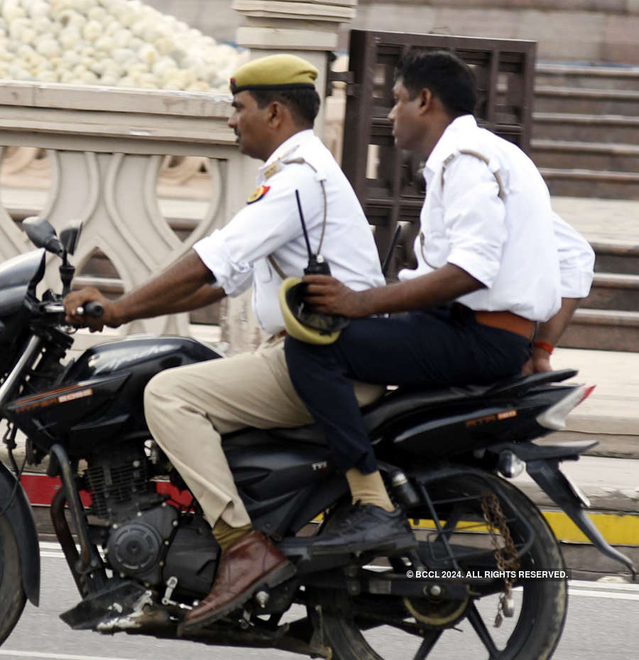 When police broke traffic rules in UP