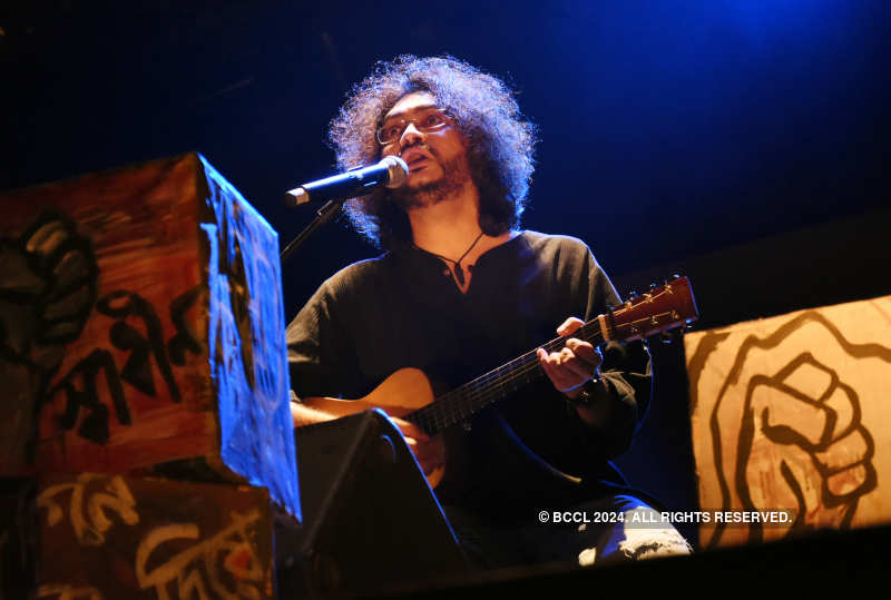An acoustic performance by Rupam Islam