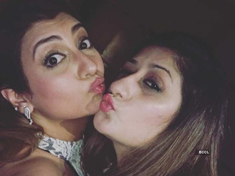 Juhi Parmar and her sister Hina