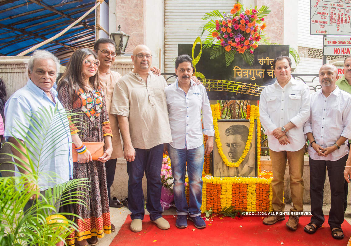 Celebs honour late music composer Chitragupta Shrivastava