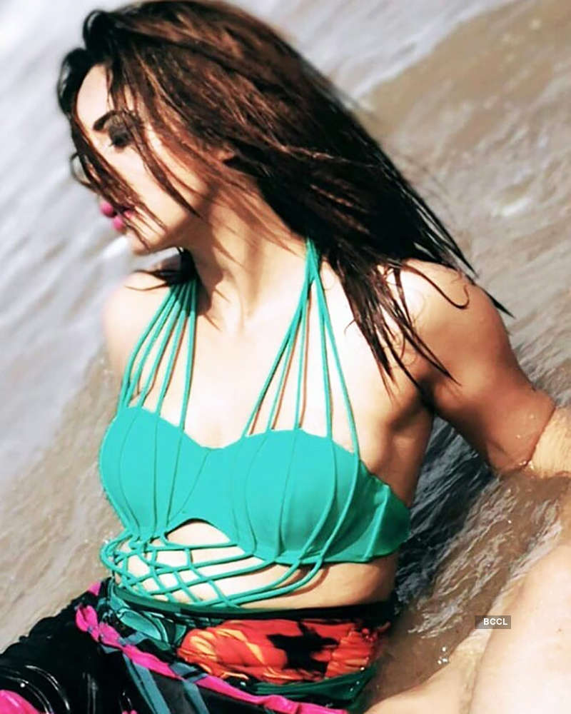After Hina & Sara Khan, Arshi Khan gets trolled for her bikini photoshoot