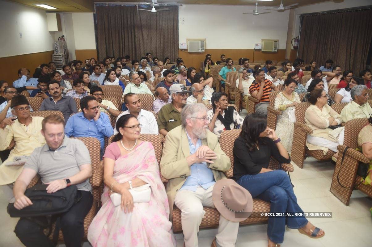 Pierrot Troupe organises an event on Tom Alter's birth anniversary