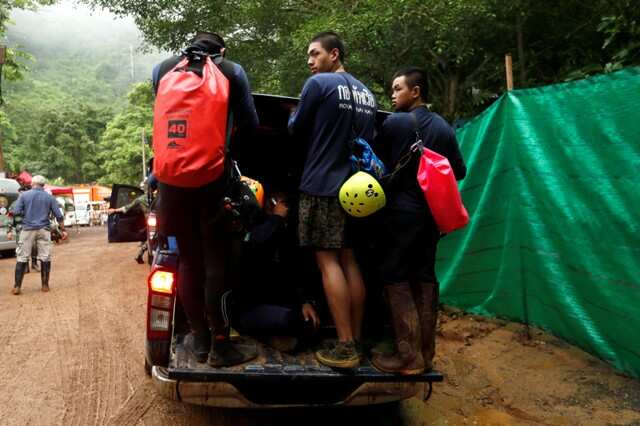 Thailand cave rescue: Four boys saved and undergoing physical examination