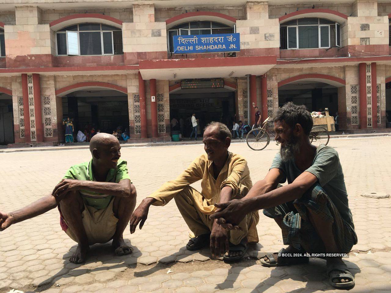 Delhi Shahdara Jn railway station a hotbed for drug addicts