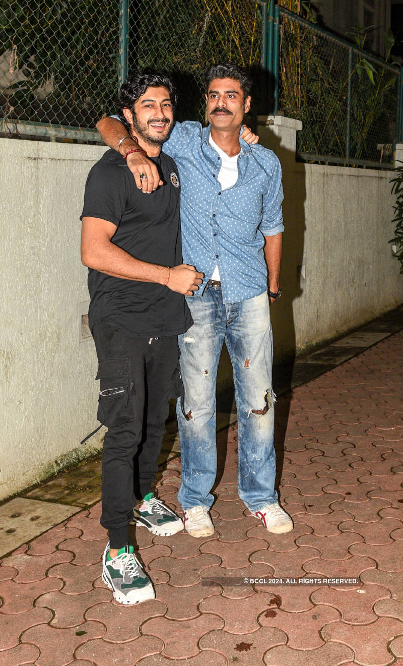 Inside pictures of Arjun Kapoor's birthday party