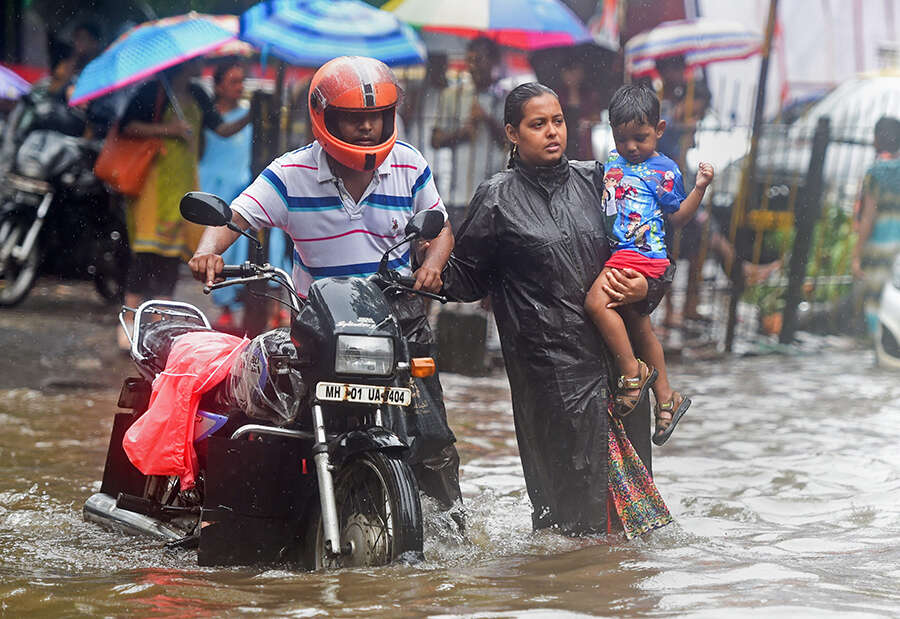 Heavy rain disrupts normal life in Mumbai