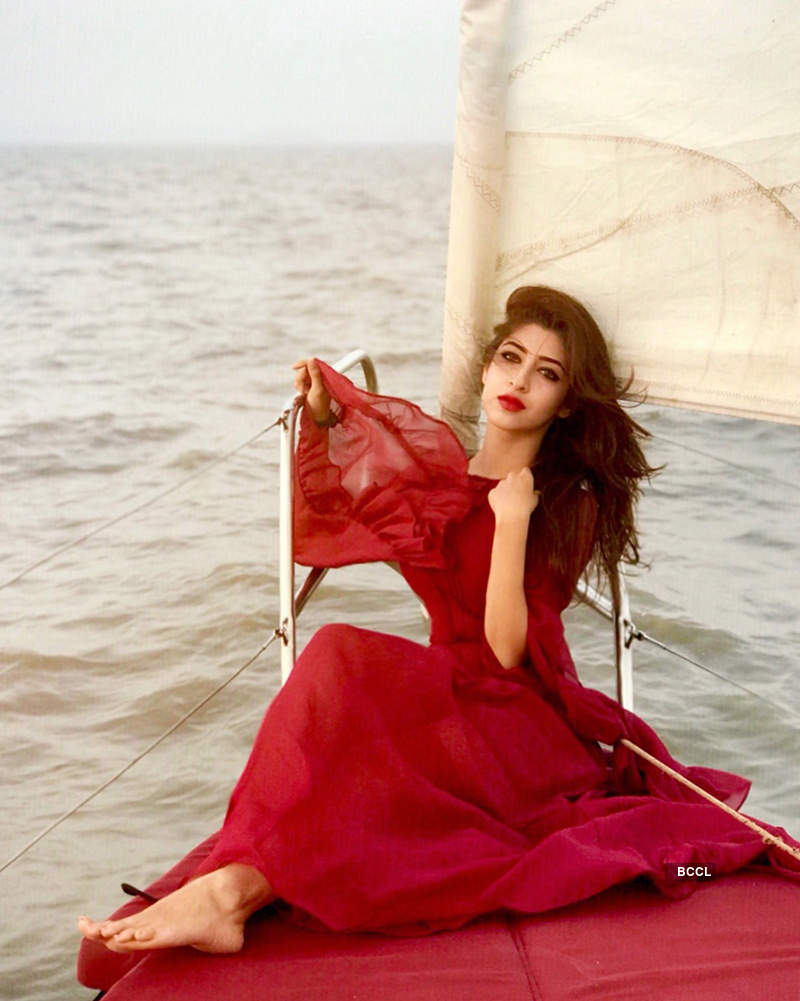 30 drool-worthy pictures of Sonarika Bhadoria proving her a competition for Bollywood divas