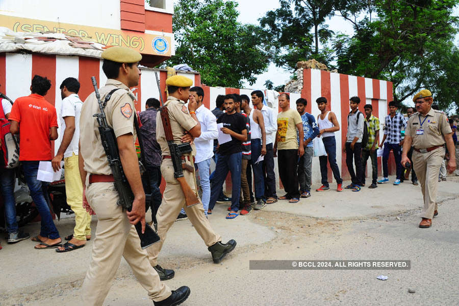 Nearly 15 lakh candidates appear for constable recruitment exam