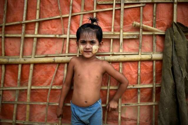 In pictures: Wearing tradition, Thanaka in a Rohingya camp