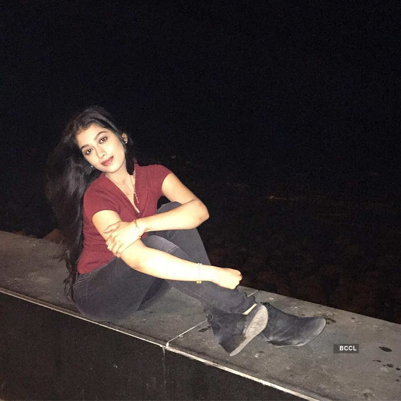 On Nag Panchami, Digangana Suryavanshi surprises her fans with this thrilling picture