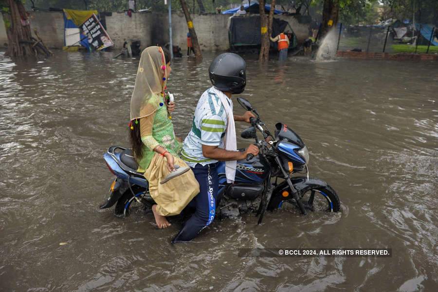 Incessant rains create flood-like situation in several parts of India