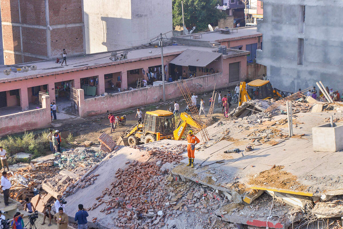 Greater Noida buildings collapse&rsquo;s pictures