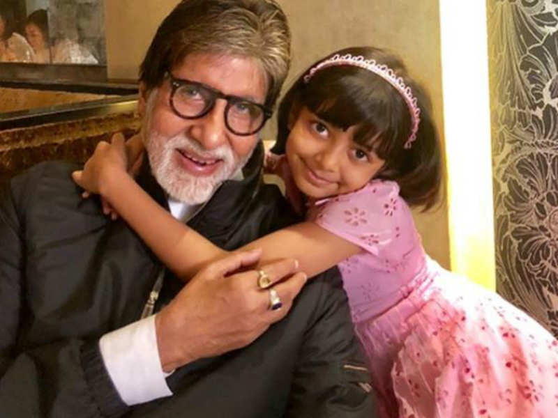 This picture of Amitabh Bachchan with Aaradhya Bachchan will brighten up your day