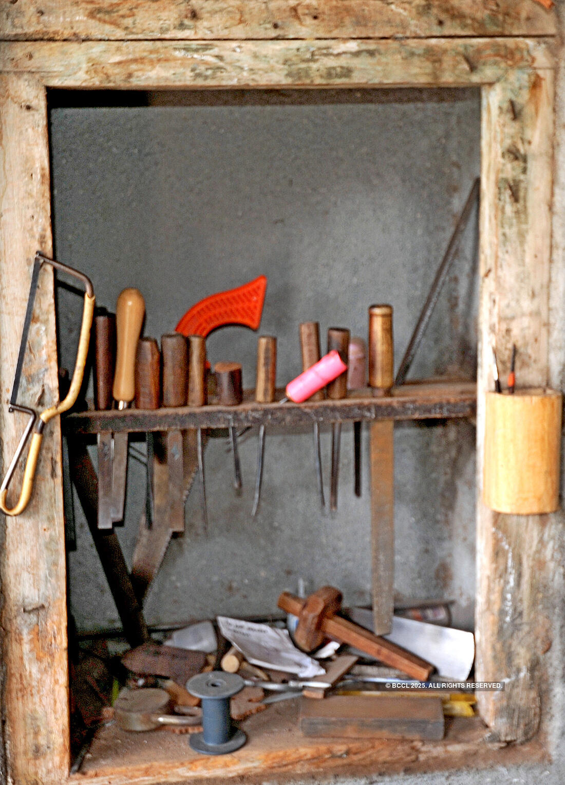 Interesting pictures of Sangli's Sitar makers