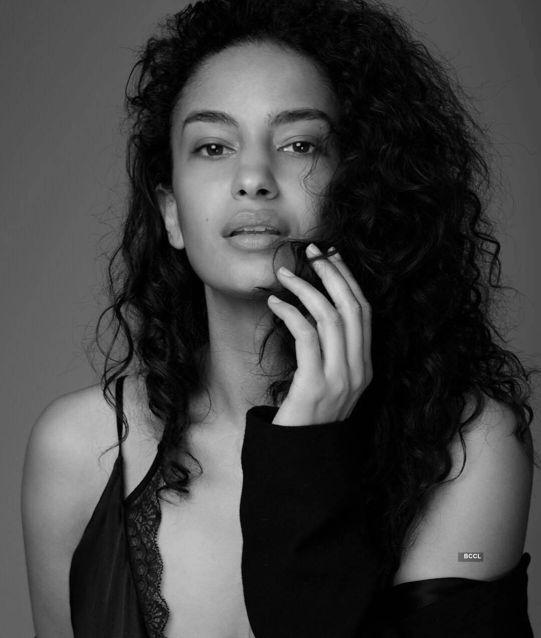 Elena Fernandes is making heads turn with her stunning photoshoots- The ...