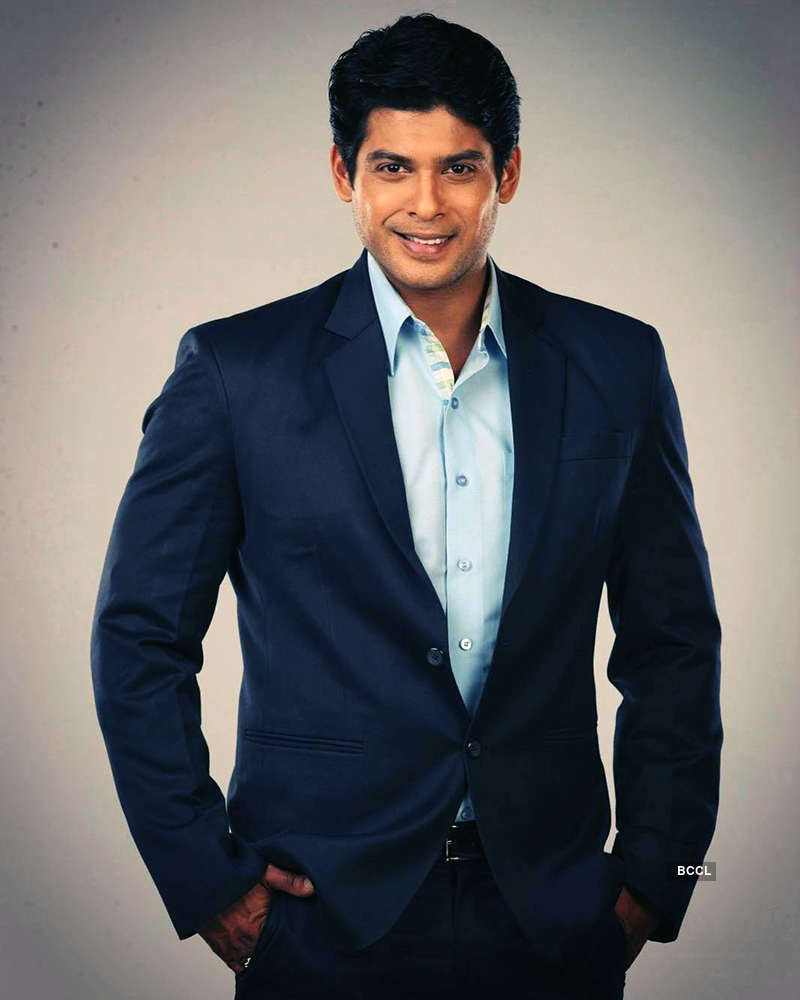 Sidharth Shukla arrested for rash driving, bailed out