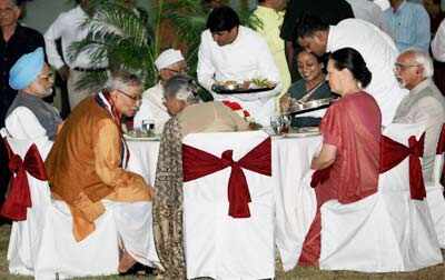 Hamid Ansari's Iftar party 