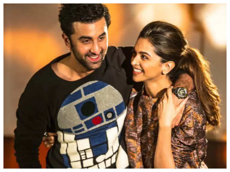 Image result for ranbir kapoor and deepika padukone