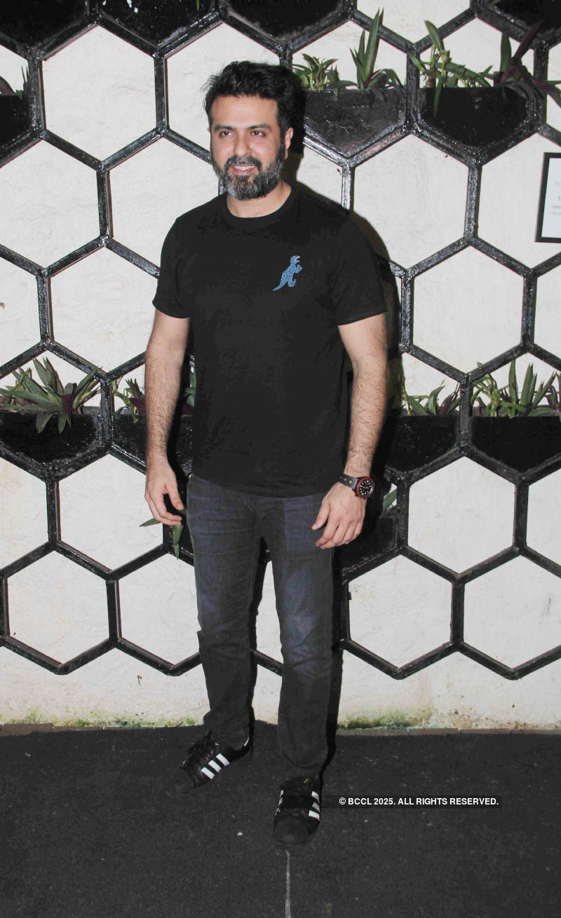 Bollywood celebs come in full attendance at Dinesh Vijan’s birthday party