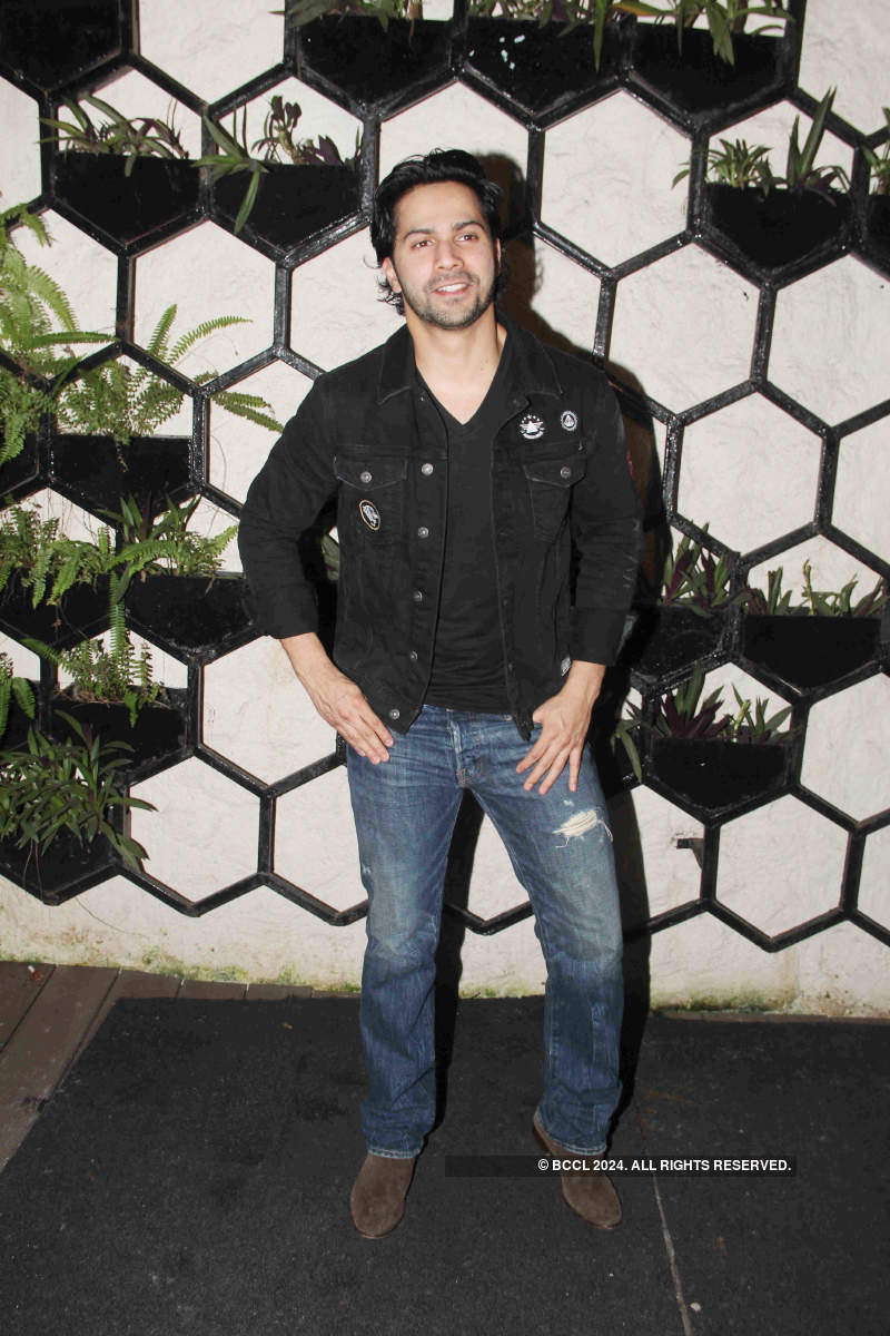 Bollywood celebs come in full attendance at Dinesh Vijan’s birthday party