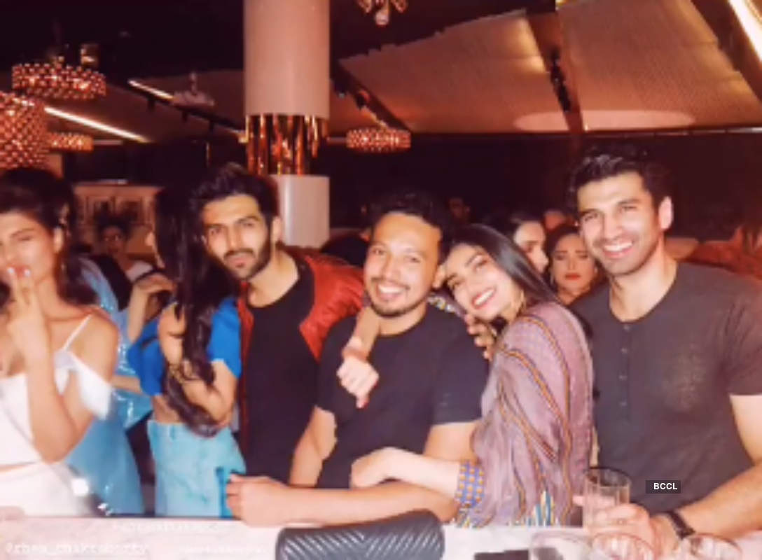 Bollywood celebs come in full attendance at Dinesh Vijan’s birthday party