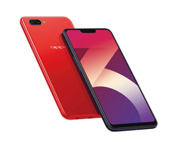 Oppo A3s (Rs 10,990)