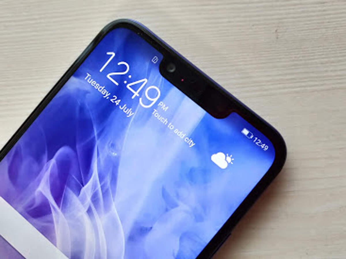Huawei Nova 3 (Rs 34,999)
