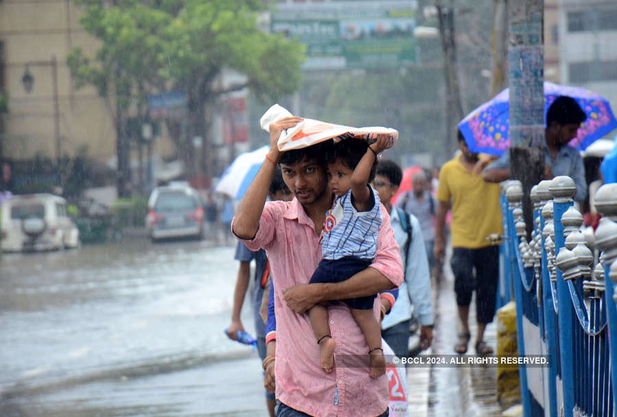 Monsoon rains paralyse several parts of India