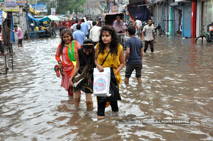 Monsoon rains paralyse several parts of India