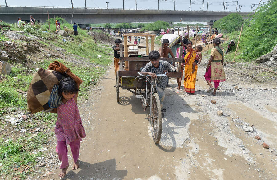 Evacuation on as Yamuna crosses danger mark in Delhi