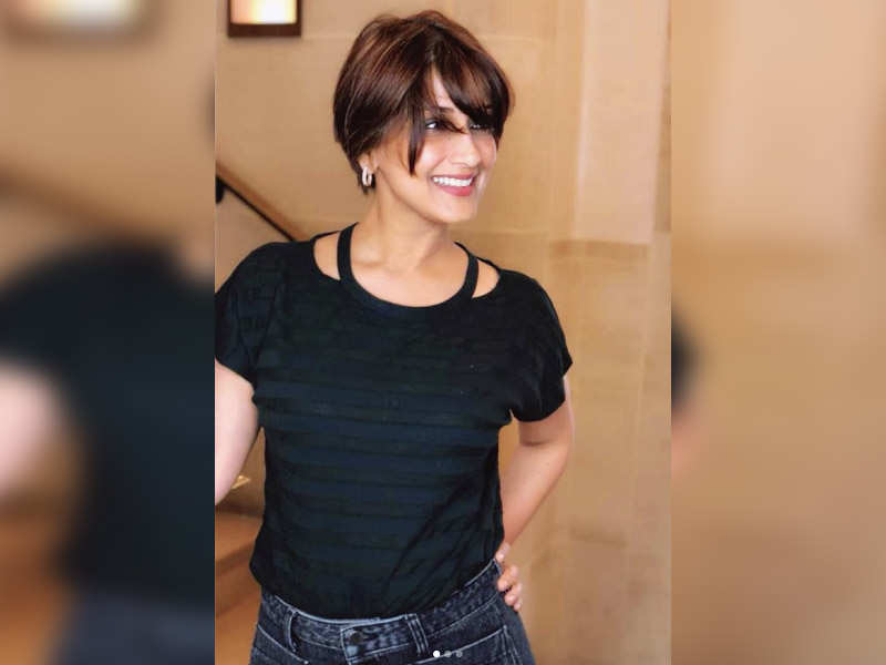 Sonali Bendre's sister-in-law Shrishti Arya gives an update about the actress’ health