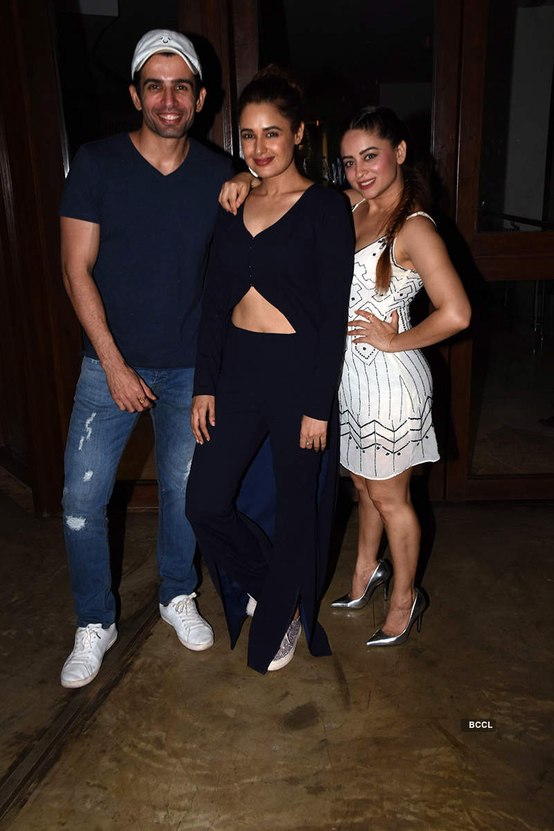 Inside pictures of Yuvika Chaudhary’s starry birthday party