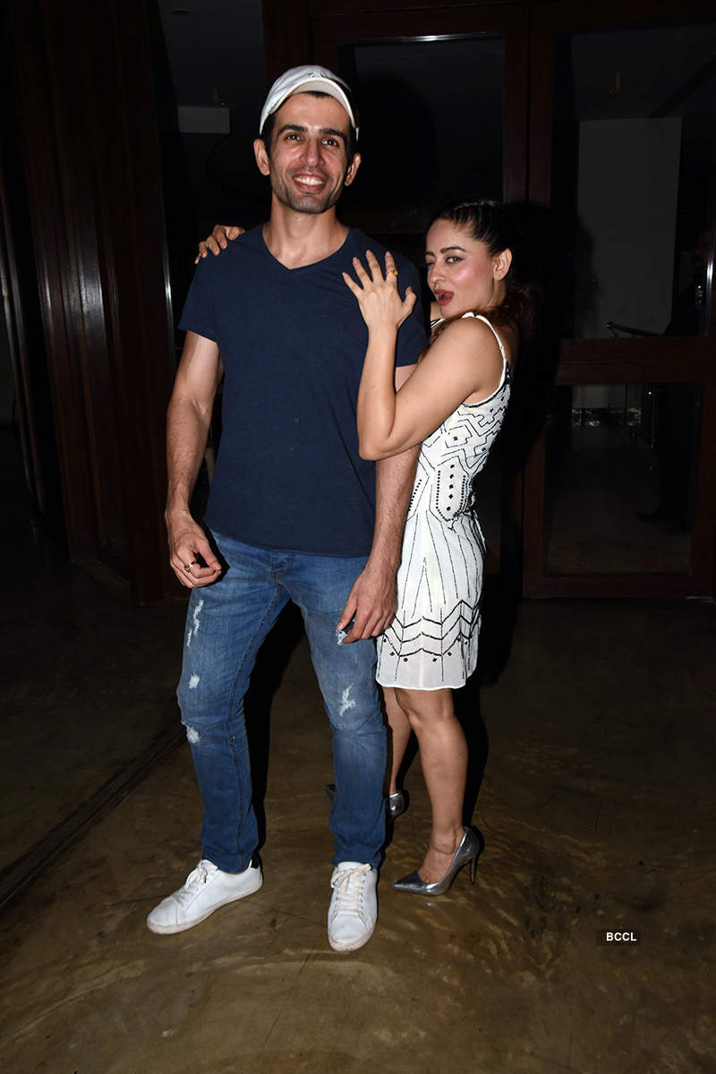 Inside pictures of Yuvika Chaudhary’s starry birthday party