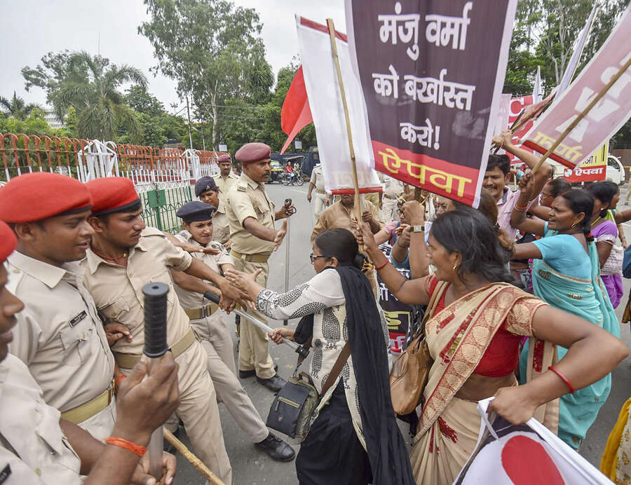 Opposition observes bandh in Bihar