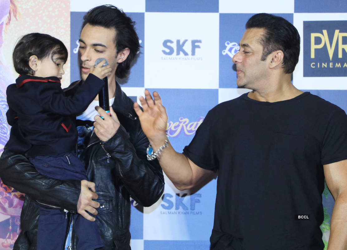 Salman Khan gets goofy with nephew Ahil at Loveratri's trailer launch