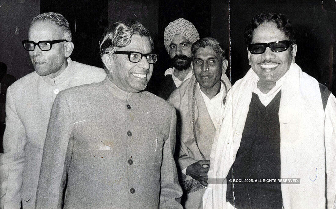 Rare and unseen pictures of Dravidian icon Muthuvel Karunanidhi