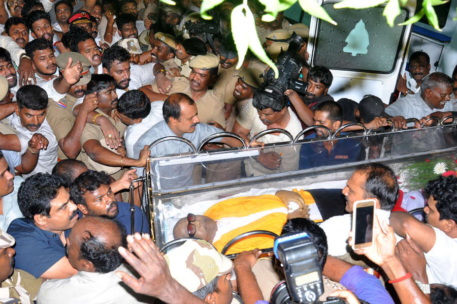 Karunanidhi death: Two killed, 30 injured in stampede