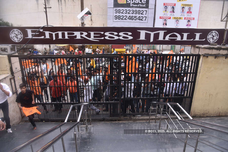 Maratha groups observe Maharashtra Bandh
