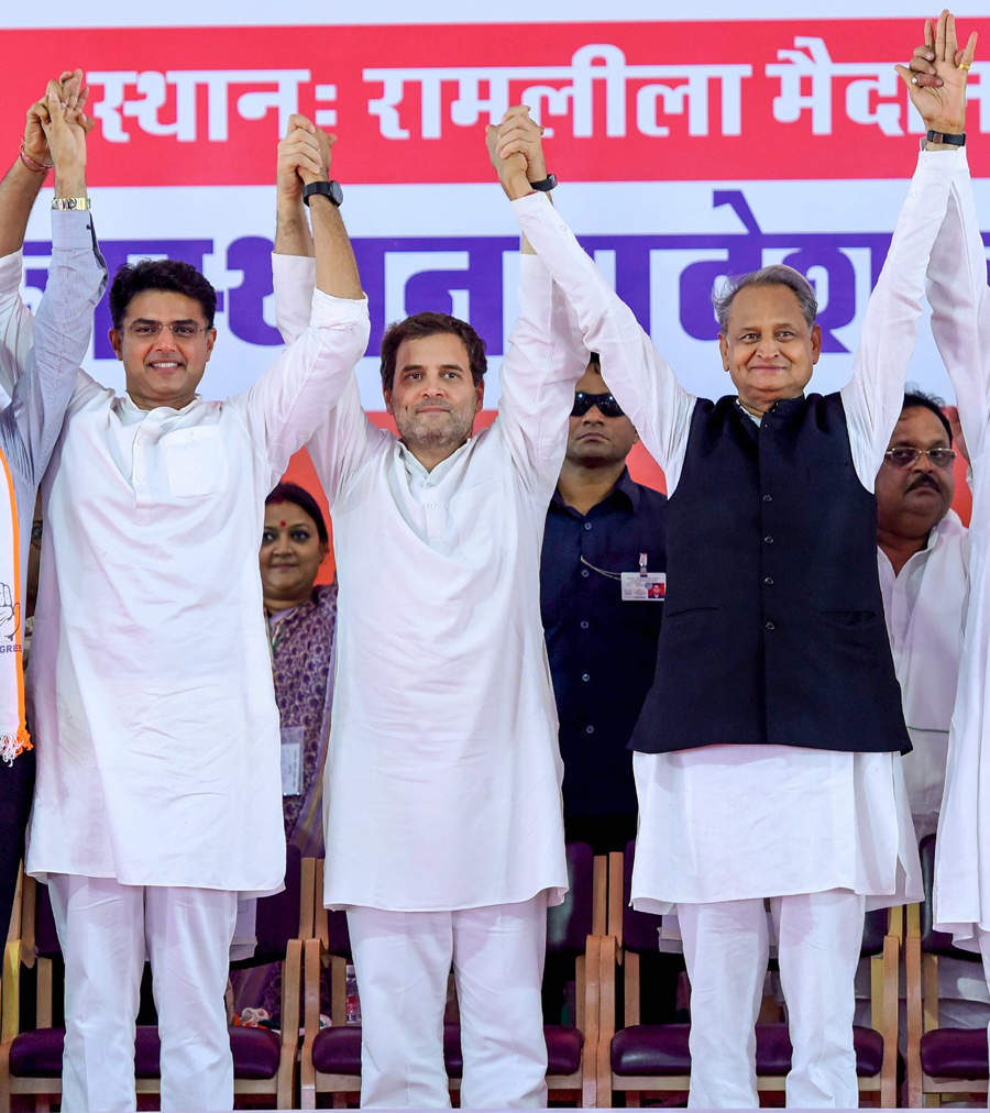 Rahul Gandhi kicks off Congress' Rajasthan campaign