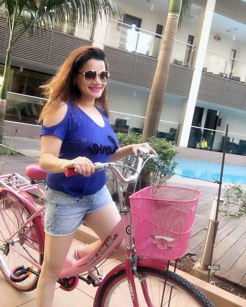 Kanika Maheshwari’s post-pregnancy weight loss is inspiring, see pictures