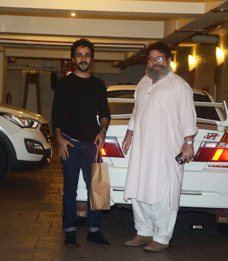 Inside pictures of Saif Ali Khan's birthday celebration