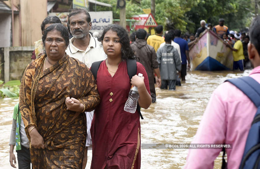 Rescue ops at full throttle in flood-hit Kerala