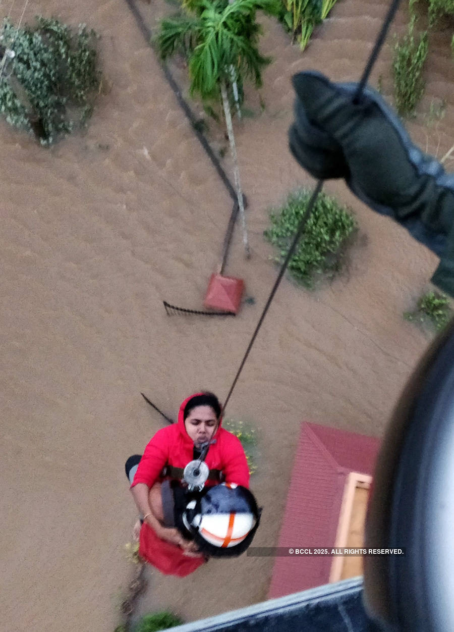 Rescue ops at full throttle in flood-hit Kerala