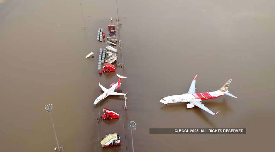 Rescue ops at full throttle in flood-hit Kerala