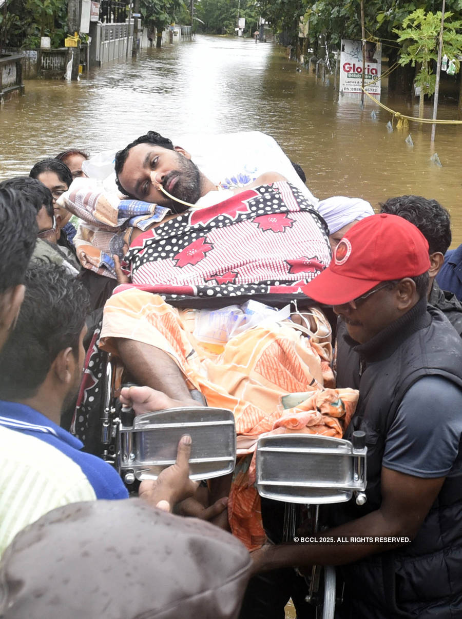 Rescue ops at full throttle in flood-hit Kerala