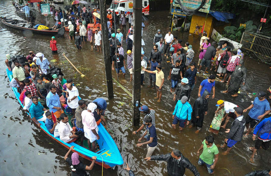 Rescue ops at full throttle in flood-hit Kerala