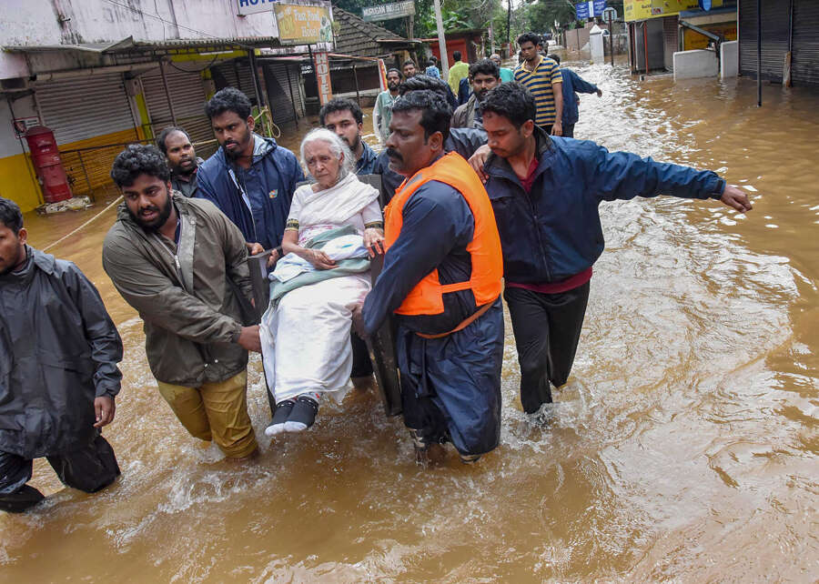 Rescue ops at full throttle in flood-hit Kerala