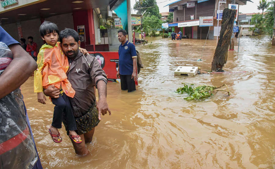 Rescue ops at full throttle in flood-hit Kerala