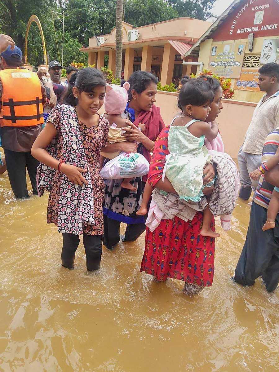 Rescue ops at full throttle in flood-hit Kerala